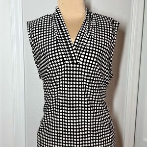 Anne Klein Black & White Polka Dot Sleeveless V-Neck Top